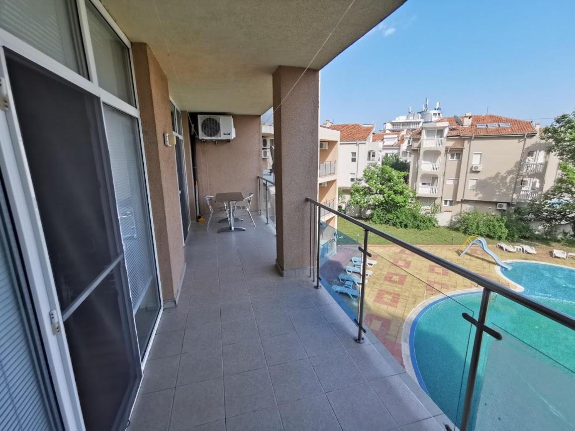 Appartement In Semiramida Gardens Sunny Beach Dış mekan fotoğraf